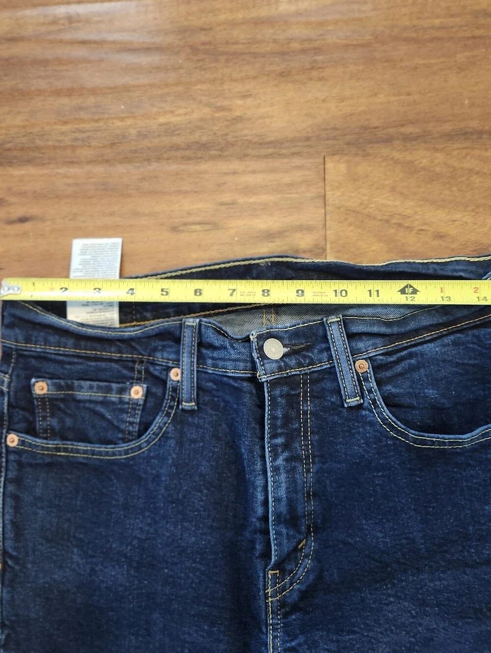 Mens Levi Strauss 514 Blue Jeans. W32 L34. Never Altered.